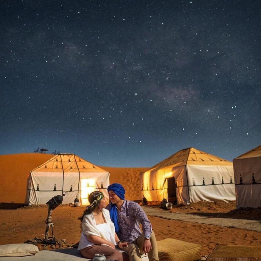 Отель Sahara Luxury Glamping Мерзуга Экстерьер фото