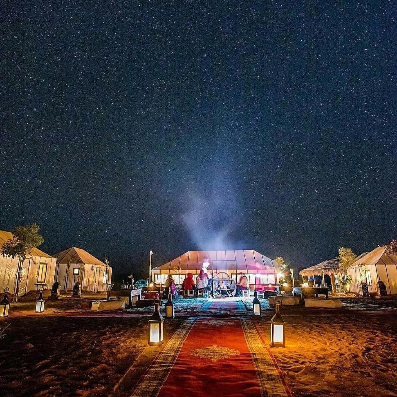 Отель Sahara Luxury Glamping Мерзуга Экстерьер фото