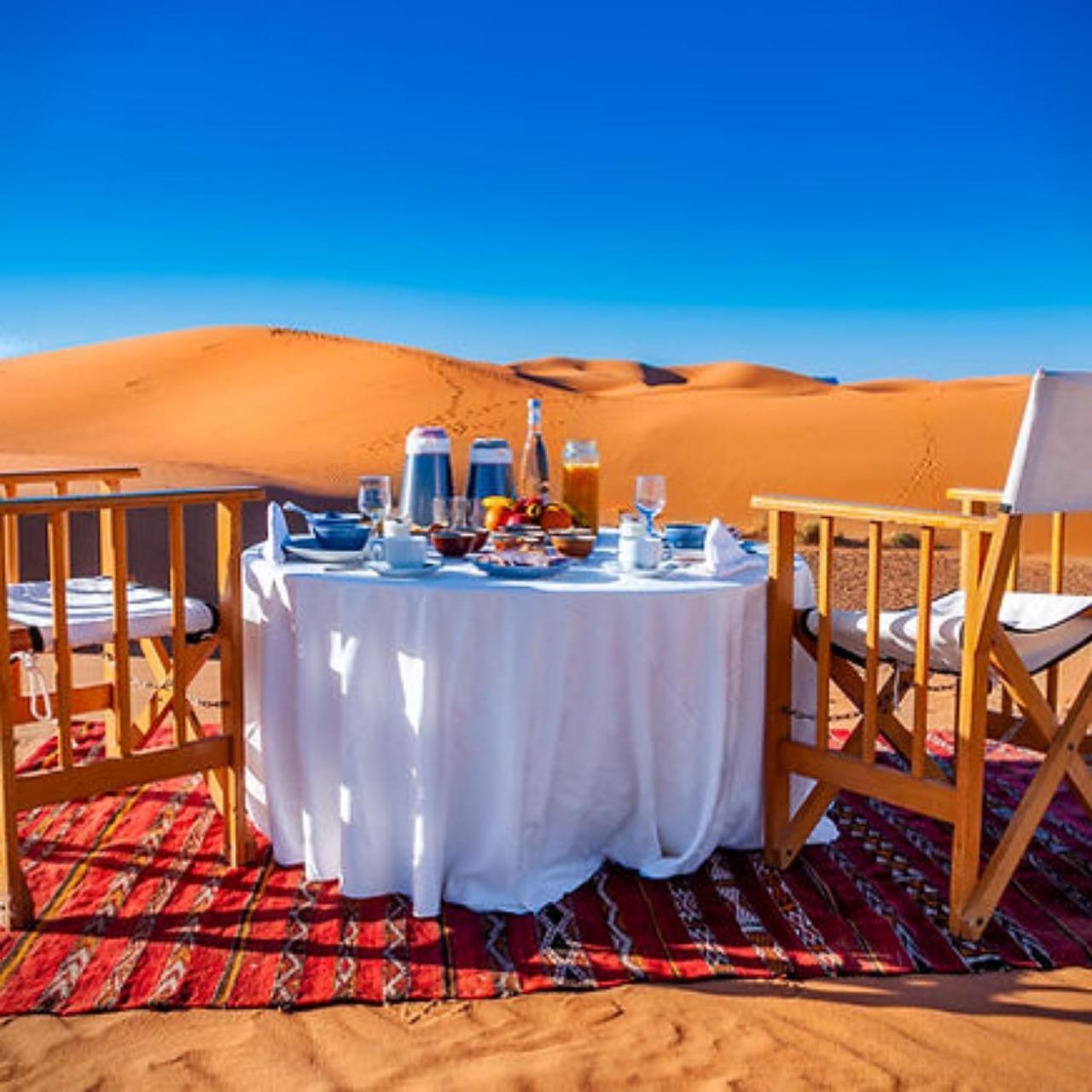 Отель Sahara Luxury Glamping Мерзуга Экстерьер фото