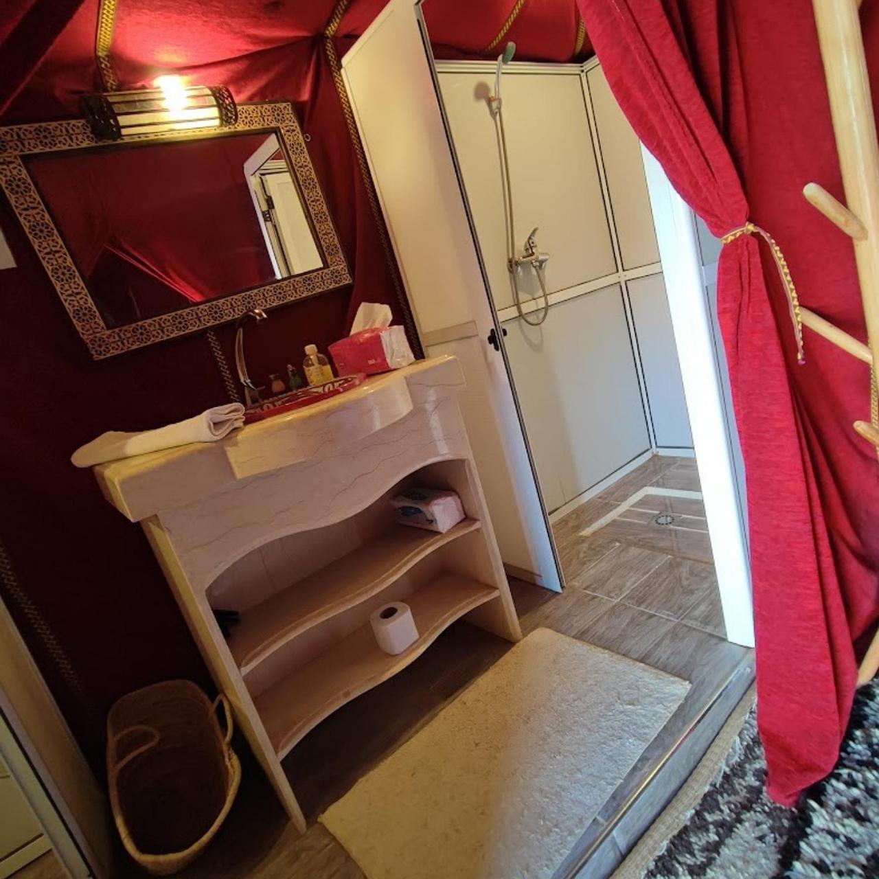 Отель Sahara Luxury Glamping Мерзуга Экстерьер фото