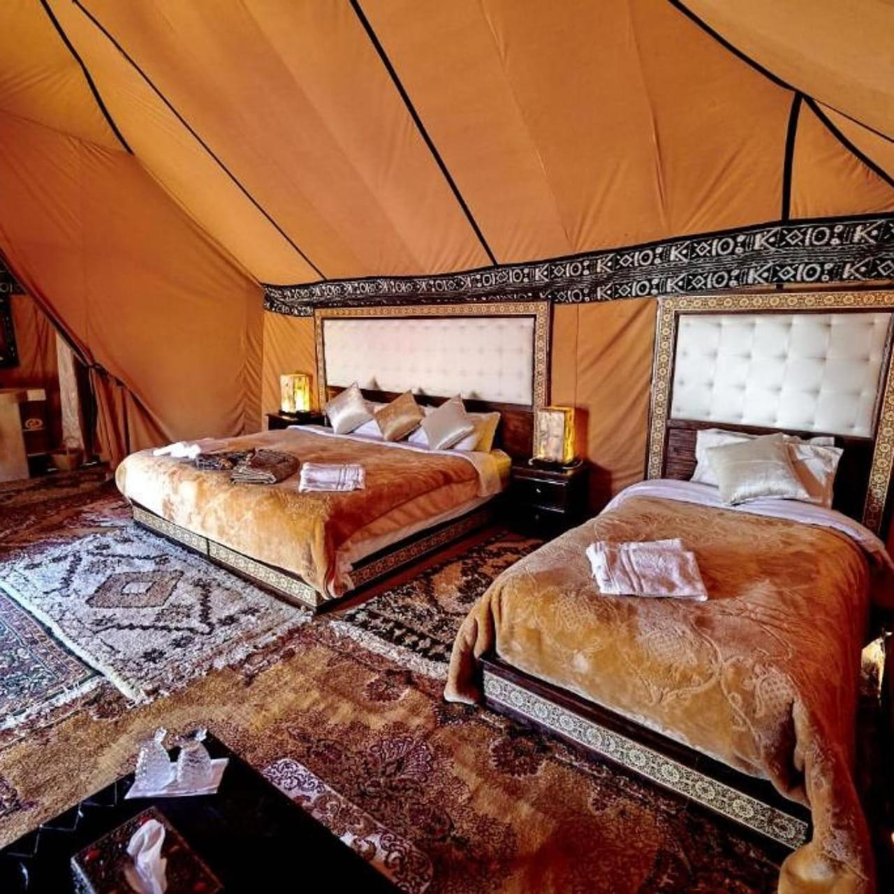 Отель Sahara Luxury Glamping Мерзуга Экстерьер фото